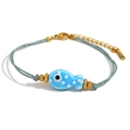 Blaues geflochtenes Armband mit fischförmiger Glasperle und vergoldeten Akzenten - Fisch Gewebtes Seil Armband (B0693) / Blau