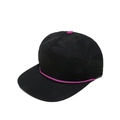 Dettaglio cappello nero a 5 pannelli con corda viola a contrasto e bottone superiore - M (56-58cm) / Nero/Rosso rosa