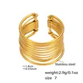 Détail montrant la largeur de 1,4 cm et le poids de 2,9 g de la bague dorée multicouche - Style de Fil Multi-couches (A297) / Or
