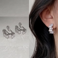 Silver clip-on earrings for women with rectangular zircon stones and a non-pierced design - MY34214-Silver Rectangle Zircon Pair