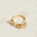 14 Karat vergoldeter Schleifenring mit funkelnden Zirkonia und verstellbarem Band - 14K Gold Schleife Stil