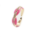 Bague ajustable en cuivre doré avec motif cœur en émail rose et oxydes de zirconium - Réglable / Rouge clair
