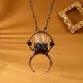Collana vintage in bronzo con pendente a luna e stella e cristalli su tessuto dorato - Ciondolo in Cristallo Naturale Notte Stellata (ATN005)