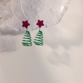 Orecchini a forma di albero di Natale fatti a mano con filo verde e stella di velluto - No.1 Albero di Natale a Spirale Verde Stella Floccata Rossa Orecchini