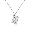Detailansicht der Briefumschlag-Halskette mit Herz-Akzent und silbernem Hochglanz-Finish - Herz Stil / Silber