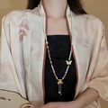 Collana di perle in stile cinese con pietre naturali rosa e ciondolo a farfalla - Farfalla Bianca (6#)