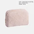 Off-white plush makeup bag with quilted pattern and gold star zipper pull, 23x14cm - Half-round / Beige