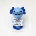 Blue knitted axolotl plush doll with motivational sign and 9.5cm height dimension - Mermaid Axolotl Water Blue Body Blue Gill A Card