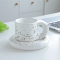 Mug in ceramica minimalista con manico spesso e motivo a macchie verdi su fondo bianco - 270ML / Tazza Cicciona Verde Schizzi d'inchiostro + Piattino