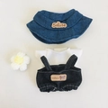 Dreiteiliges Puppen-Outfit aus Denim mit marineblauem Fischerhut und Latzhose - Blauer Hut, Weißes T-Shirt, Latzhose & Blume 4-teiliges Set / Passend für 17cm Puppen