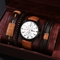 Orologio al quarzo da uomo con cinturino in pelle marrone e quattro bracciali vintage - Quadrante Bianco Testo Rosso Cinturino Caffè E Bracciali Marroni