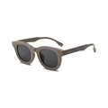 Lunettes de soleil cat-eye vintage avec monture en plastique taupe et verres foncés - Monture Café Verres Gris