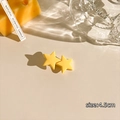 Pair of yellow 4.5cm Y2K star-shaped hair clips with a matte finish for girls - Yellow Double Star Clips