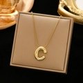 Collana dorata con ciondolo lettera C stile palloncino e catena a serpente donna - Oro-C