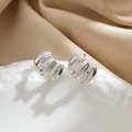 Elegantes pendientes de aro S925 de plata con pliegues sobre seda de champán - 24K / Plateado