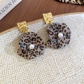 French vintage leopard print resin flower earrings with pearls and golden square studs - 46# Silver Earring Post-Grey (Leopard Flower Pearl)