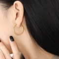 Minimalist 30mm golden round hoop earrings made of high-quality polished titanium steel - Large 3cm / Gold