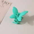 Pinza para el pelo de mariposa verde menta mate para mujer con acabado esmerilado - A granel / Verde esmeralda