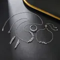 Details des silbernen Weizenblatt-Schmucksets mit Zirkonia inklusive Halskette und Ohrringen - Weizen Silber