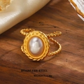 Golden stainless steel beaded ring with oval pearl on rustic wood and silk - Beaded Texture Oval Pearl Style (ZN1503-1289)