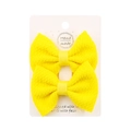 Par de horquillas de lazo de tela gofrada amarilla para niñas en tarjeta - Amarillo
