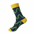 Mittelhohe Socken mit grün-blauem geometrischem Muster und gelben Akzenten an Zehen - Grün Blau Schwarz Zickzack Gelb Patch (238)