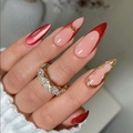 Uñas postizas stiletto rojas de estilo francés con purpurina cat-eye y ondas doradas - Ojo de gato rojo francés con líneas onduladas doradas (JP3853)