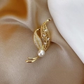 Elegant gold wheat brooch with crystal leaf design and a large white pearl accent - 277# Leaves