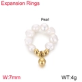 Bague extensible en perles d'eau douce avec petit pendentif cloche doré de 7 mm - Bague d'Expansion en Or et Perles d'Eau Douce (KR1088521-Z)
