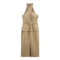 Elegantes khakifarbenes Neckholder-Kleid mit Gürtel und Frontschlitz, Studioaufnahme - XS / Khaki
