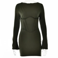 Vestido ajustado verde oscuro de manga larga con talle corsé y puños acampanados - M / Verde