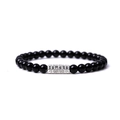 Détail de perles en pierre naturelle noire de 6 mm avec un charme mantra en argent vieilli - Bracelet en pierre noire brillante