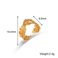 Détail de la bague plume dorée montrant le diamètre de 19,4 mm et la largeur de 8,8 mm - Bague Ouverte en Forme de Plume (R4720-Or)