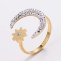 Anello dorato regolabile con luna crescente e stella scintillanti con micro cristalli - US 6 / Stile Stella / Oro
