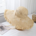 Chapeau de paille en raphia avec ruban dentelle et bord frangé pour la plage - M (56-58cm) / Raphia Fin Ajouré