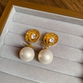 Detail of gold plated pearl earrings with hollow spiral design and zircon inlay - Silver Earring Post - Gold (Real Gold Plated)