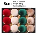 12er-Set Samt-Weihnachtskugeln in Rot, Creme, Grün und Gold in einer Geschenkbox - Rot Grün Gold