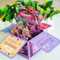 3D-Pop-up-Geburtstagskarte mit lila lasergeschnittenem Kuchen, Ballons und Sternen - Lila