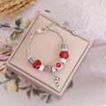 Bracciale di Natale con perline rosse e ciondolo a bastoncino in una confezione - Stile Bastoncino di Zucchero Natalizio(4#)