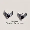 Detail eines 20x22mm Silberflügel-Anhängers mit schwarzem Herz für DIY Y2K Schmuck - 4# Schwarze Zirkonia-Herzflügel