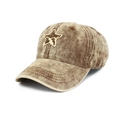 Détail de la casquette en jean délavé avec écusson étoile pailleté et coutures solides - Taille Unique Réglable / café