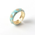 Detail of 18K gold ring featuring blue enamel clover and sparkling zircon inlays - Adjustable Open / Blue Clover (06)