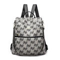 Mochila de tela gris con estampado de letras negras y logo de canguro dorado - Letter Print / Negro con Letras