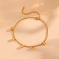 18k vergulde roestvrijstalen enkelbandje met kleine bolvormige hangers en sluiting - Gouden Stalen Bol Armband T510
