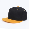 Flat brim snapback cap in black and yellow contrast cotton twill for men and women - Black & Yellow