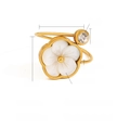 18K gold plated stainless steel flower ring with white shell and crystal detail - Flower Ring (SR020078) / Gold