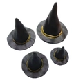Dettaglio di quattro mini cappelli da mago neri con nastro dorato per fai-da-te - 3.8x3.6cm / Nero