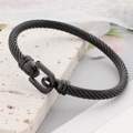 Retro black twisted cable bangle with horseshoe hook buckle in stainless steel - Black
