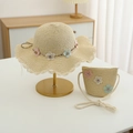 Détails du chapeau de paille et du sac avec décorations florales pour fillettes - Ensemble - Beige