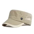 Gorra plana de color caqui de secado rápido con paneles laterales de malla transpirable - Caqui